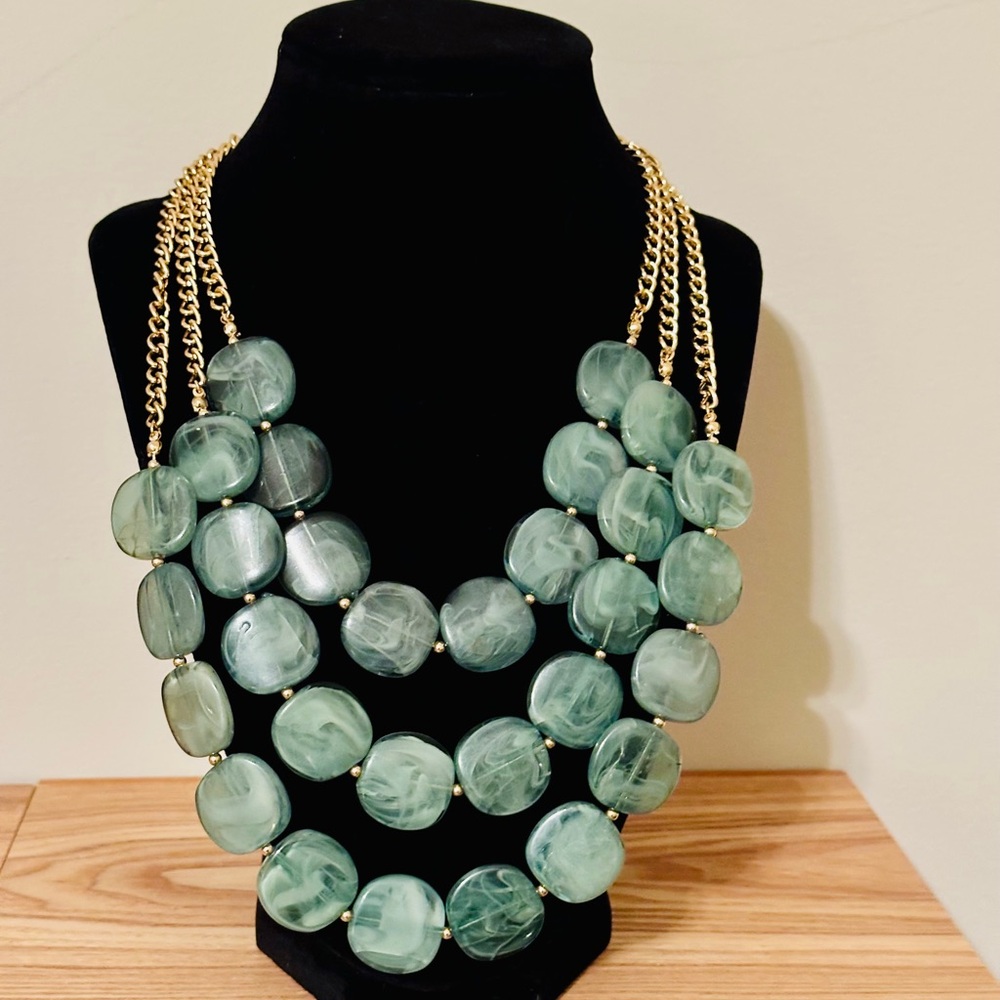 New York & Company Green Beaded Necklace with Gold Chain